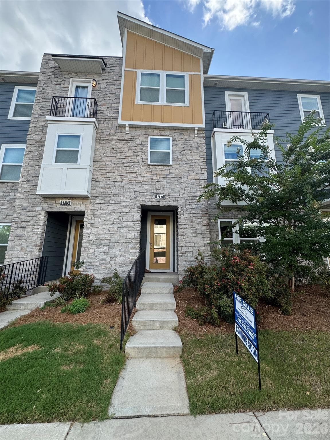 Townhouse at 1717 Unison Drive, Charlotte, photo 2 of 32