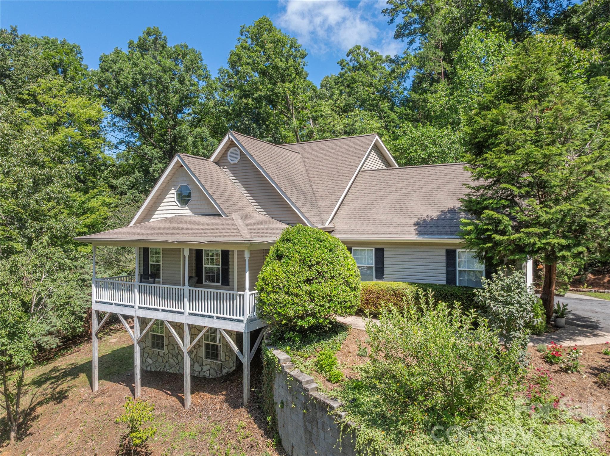 Mountain Home Daylight - 602 Hidden Springs Drive, Asheville