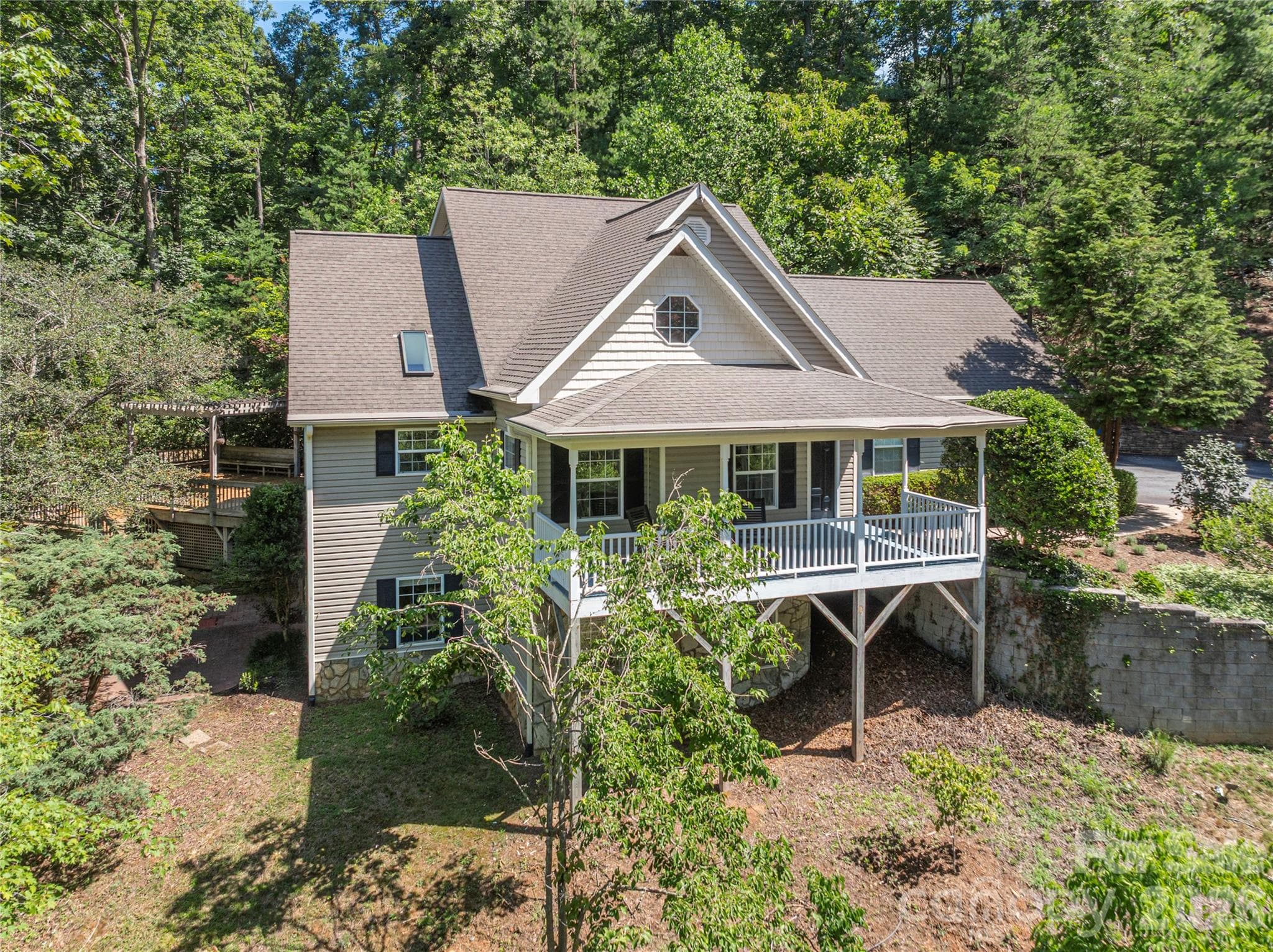 Large Residence in North Asheville - 602 Hidden Springs Drive, Asheville