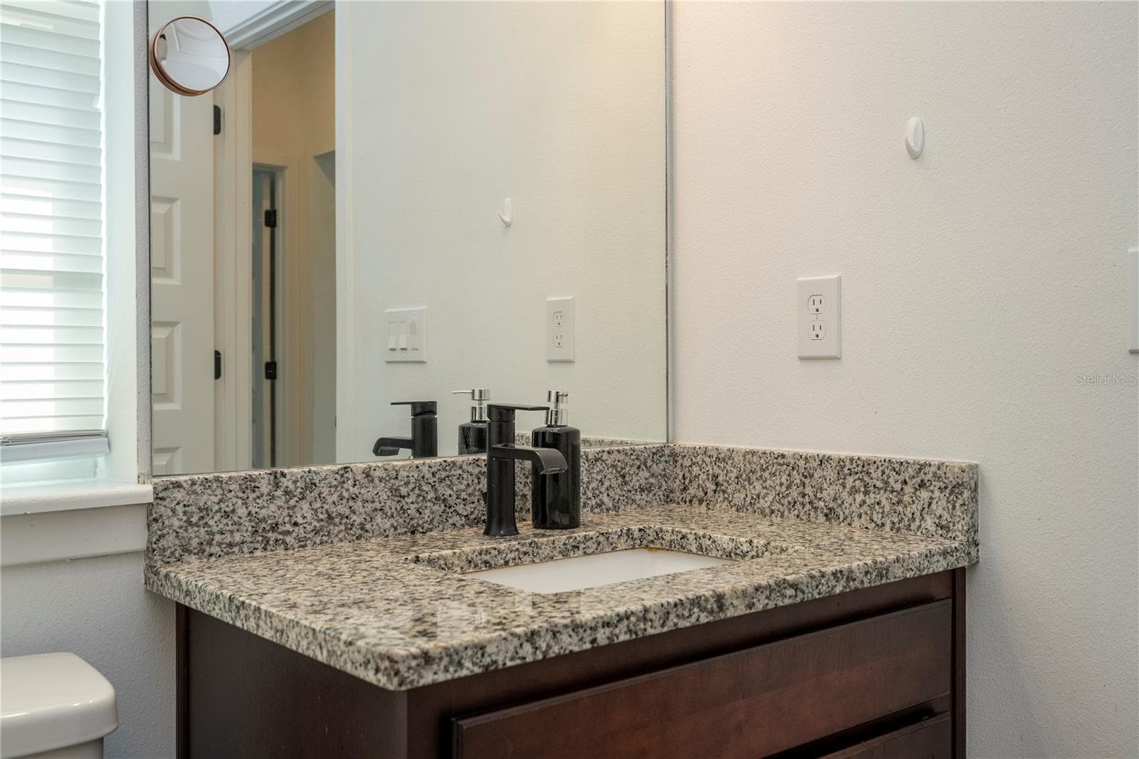 APT on top of the Garage - 15068 LEBEAU LOOP, WINTER GARDEN