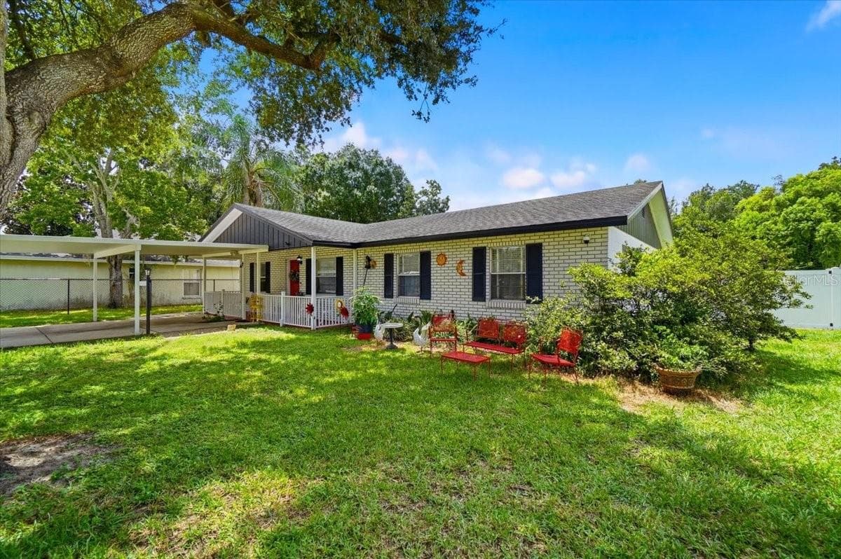 Single Family Residence at 156 MANSEAU DR, WINTER HAVEN, photo 5 of 46