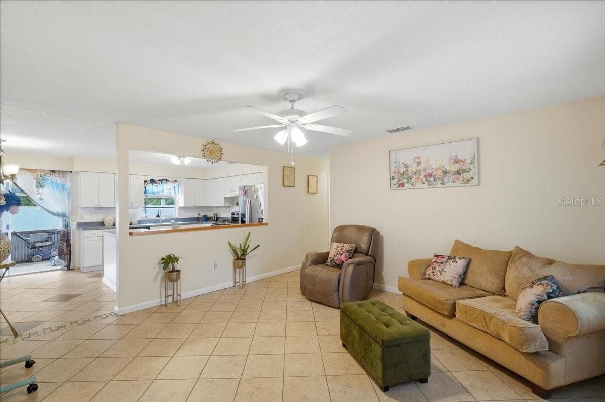 Single Family Residence at 156 MANSEAU DR, WINTER HAVEN, photo 11 of 46