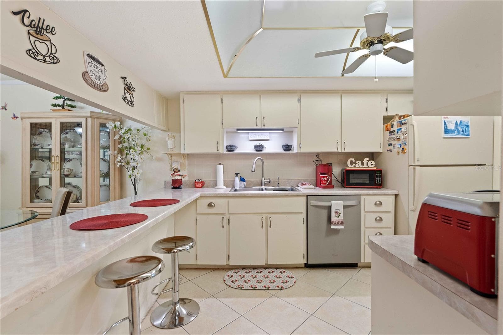 Condominium at 7623 RADCLIFFE CIR #211A, PORT RICHEY, photo 5 of 29