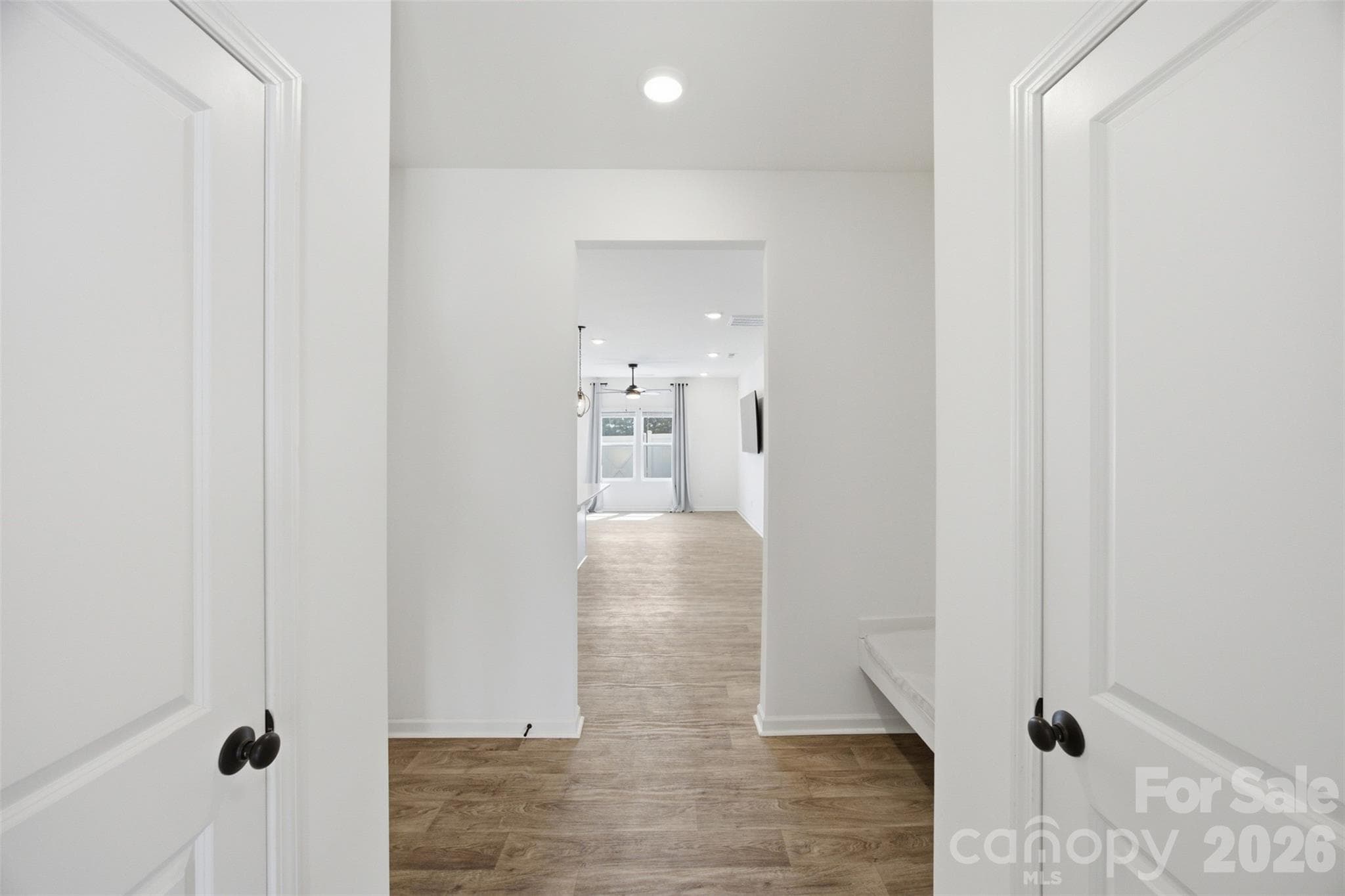 Townhouse at 2037 Crooked Oak Lane, York, photo 6 of 38