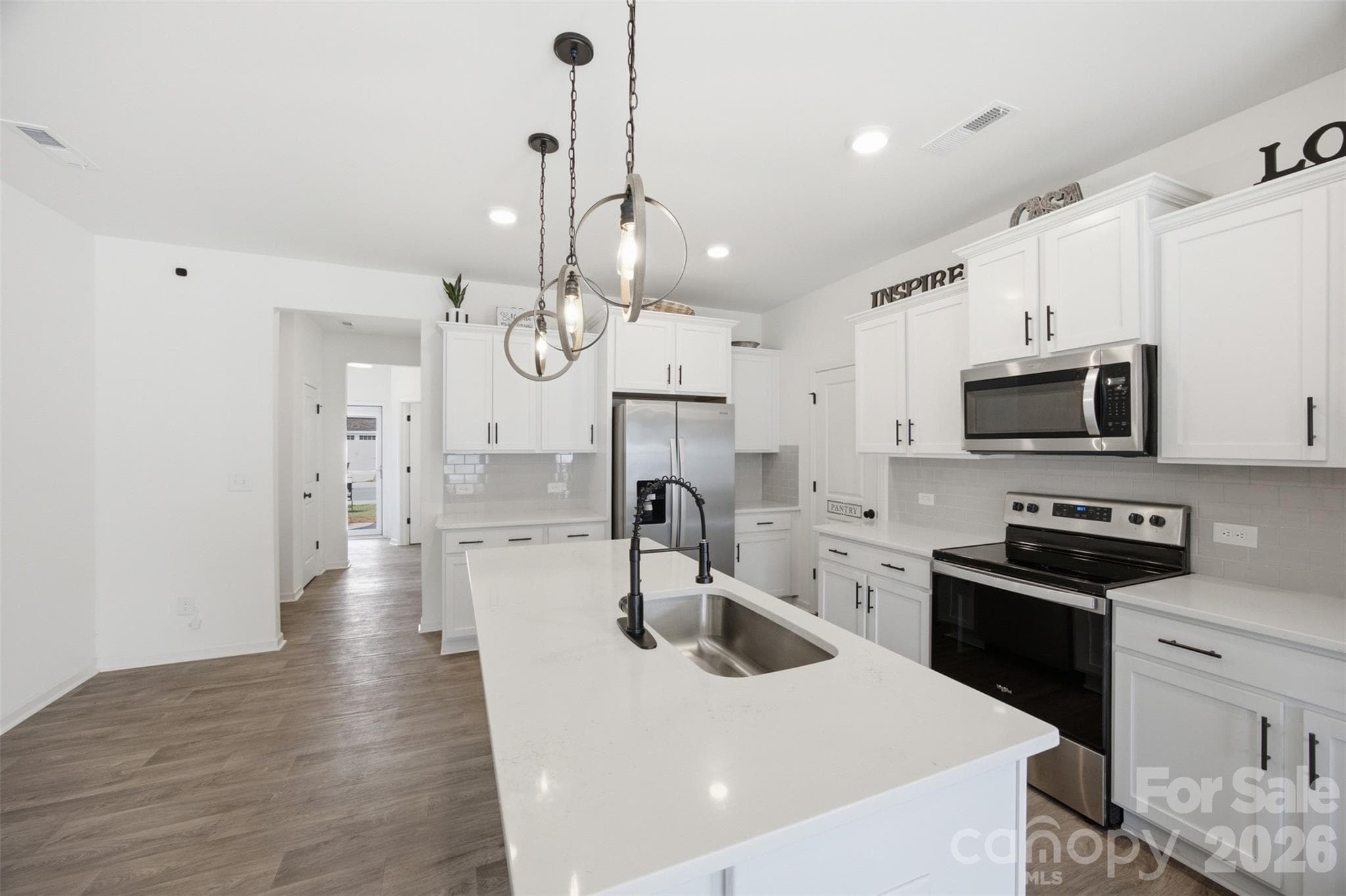Townhouse at 2037 Crooked Oak Lane, York, photo 9 of 38