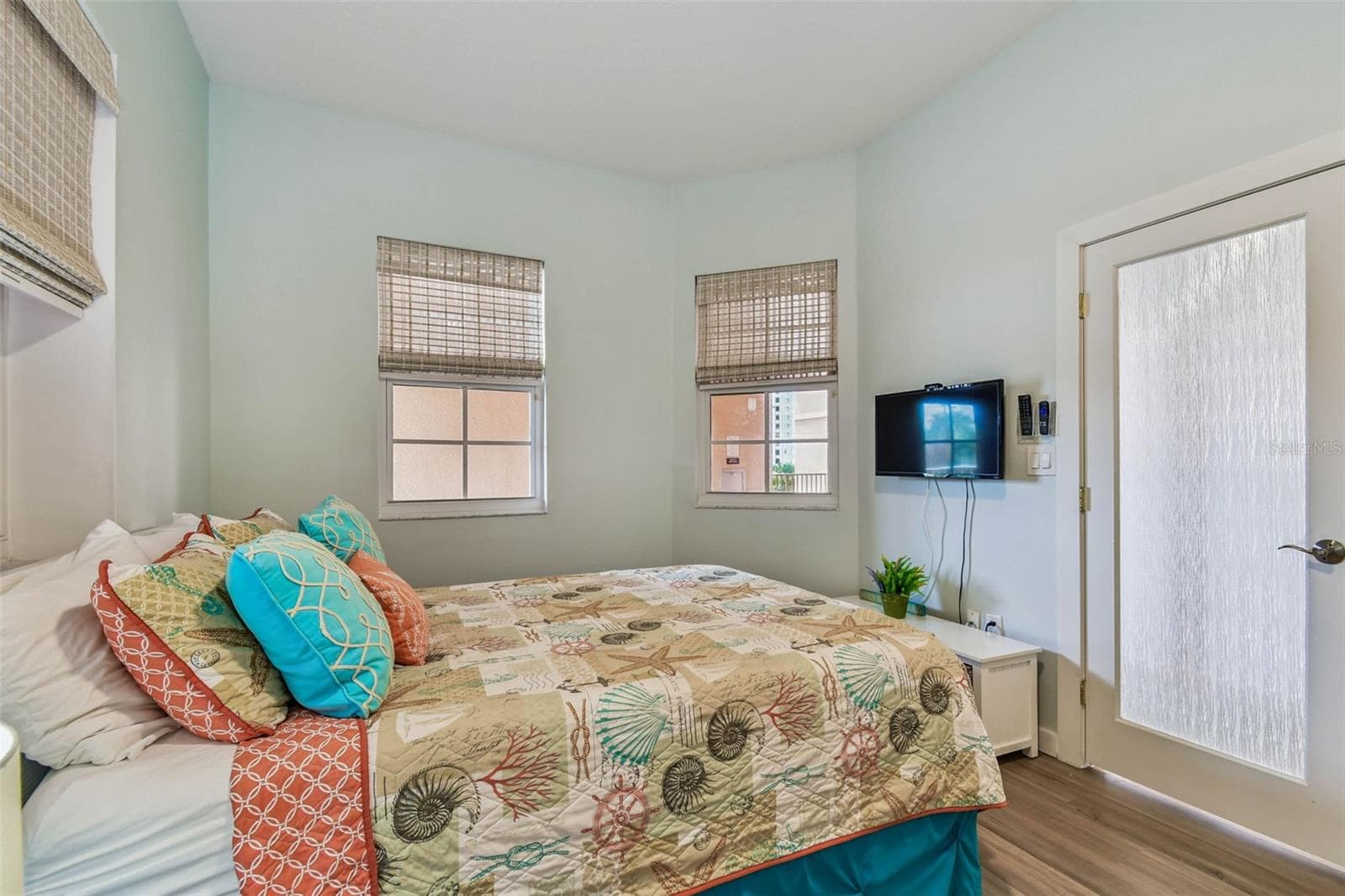 Condominium at 530 S GULFVIEW BLVD #304, CLEARWATER BEACH, photo 26 of 42
