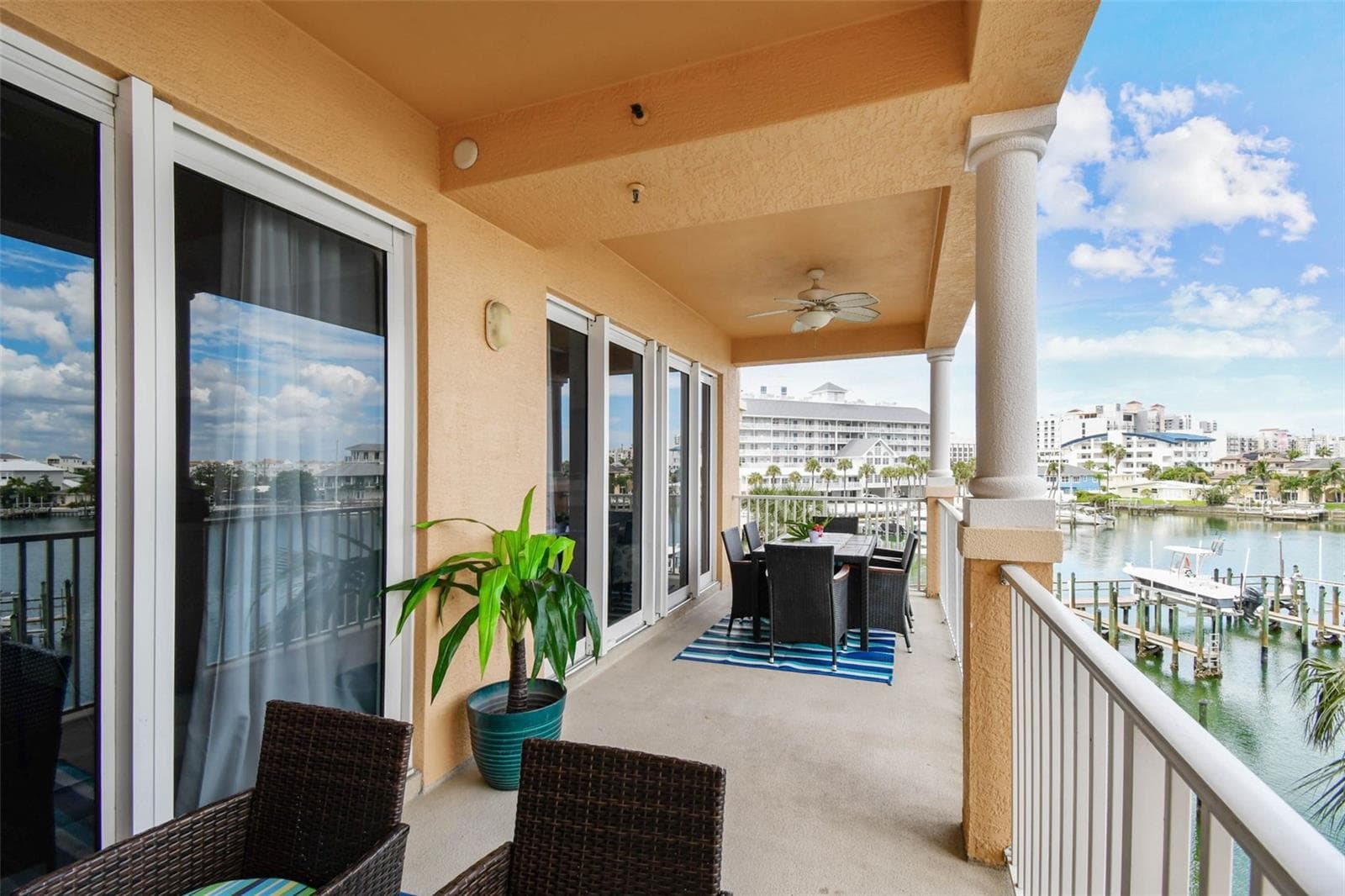 Condominium at 530 S GULFVIEW BLVD #304, CLEARWATER BEACH, photo 33 of 42