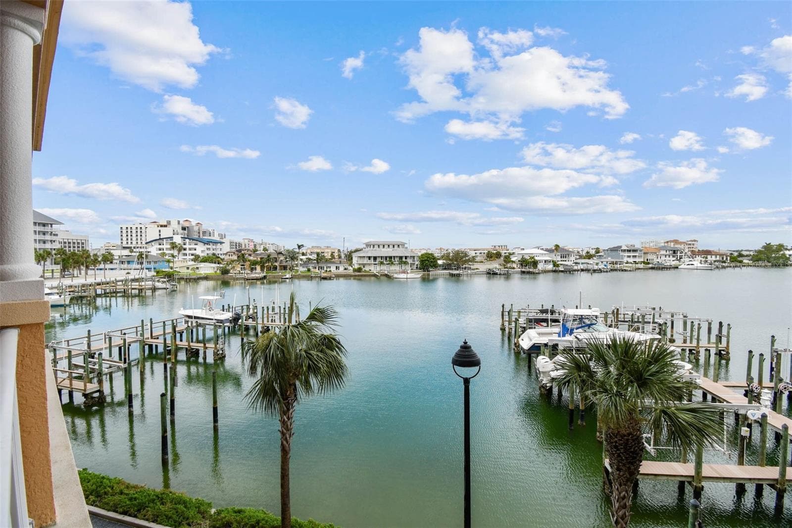 Condominium at 530 S GULFVIEW BLVD #304, CLEARWATER BEACH, photo 34 of 42