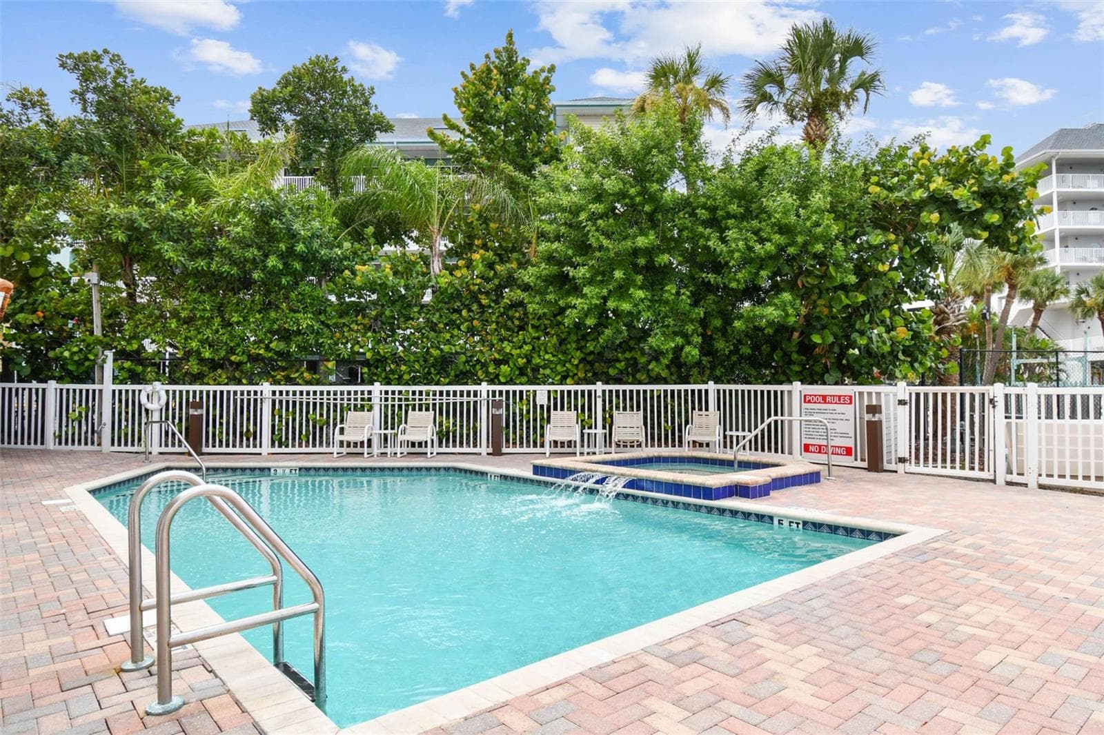 Bayside pool is perfect for lounging and cooling off after a day at the beach! - 530 S GULFVIEW BLVD #304, CLEARWATER BEACH