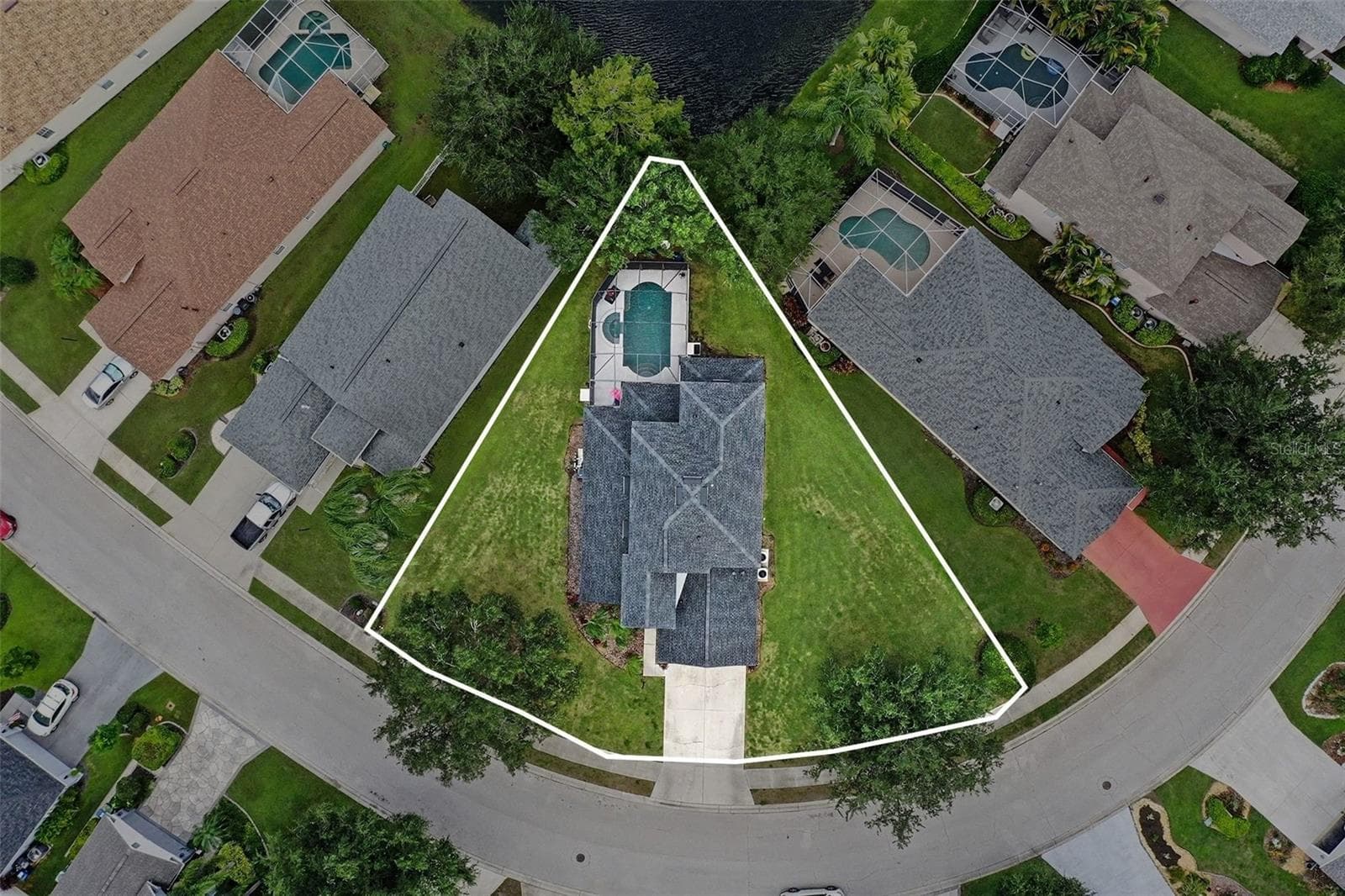 Single Family Residence at 14146 CATTLE EGRET PL, LAKEWOOD RANCH, photo 36 of 45