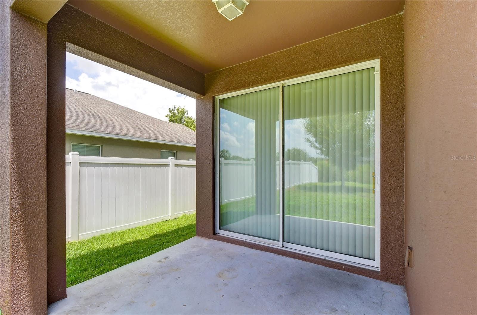 Patio - 2451 DAKOTA ROCK DR, RUSKIN