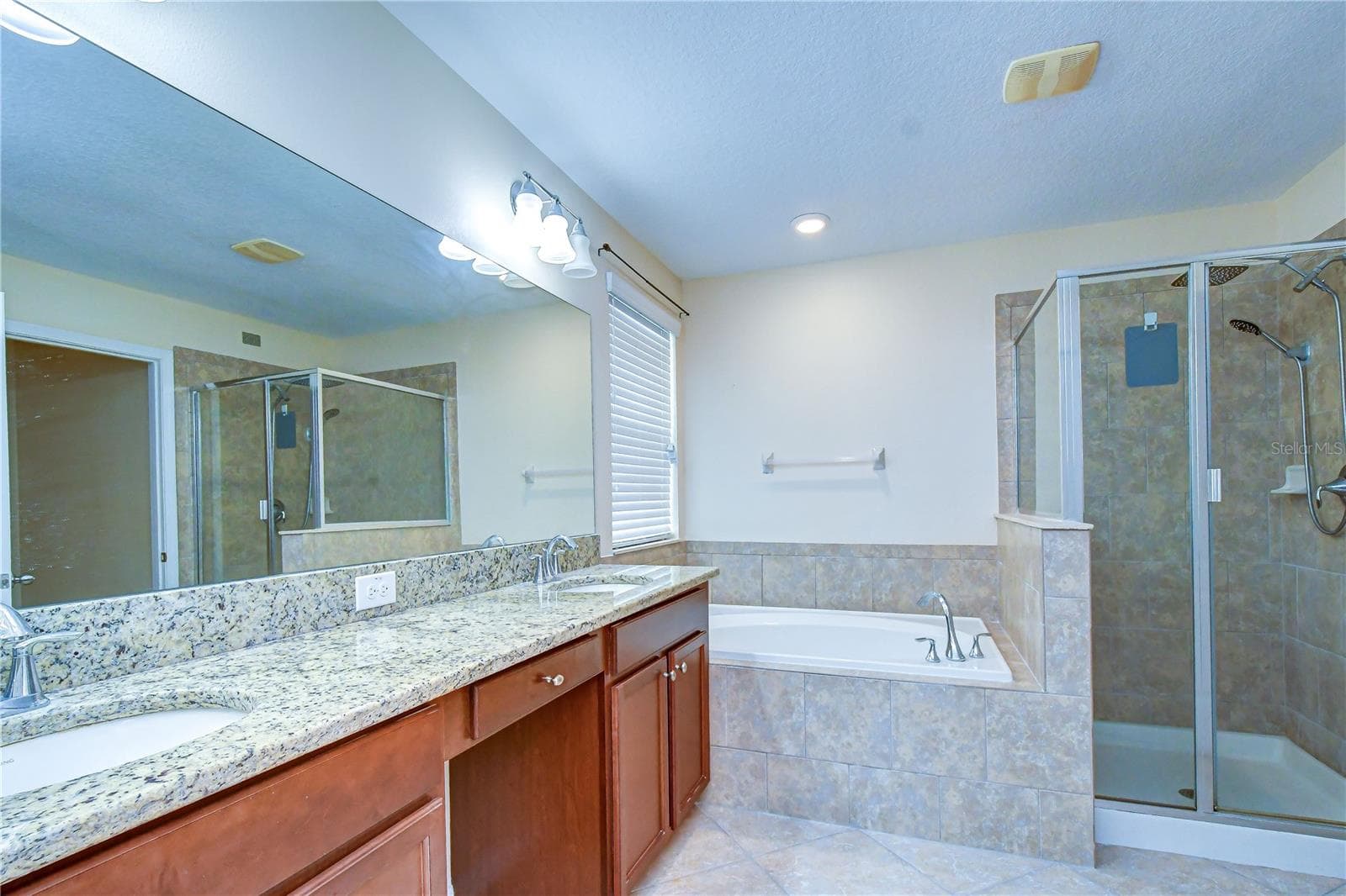 Primary Bedroom Ensuite - 2451 DAKOTA ROCK DR, RUSKIN