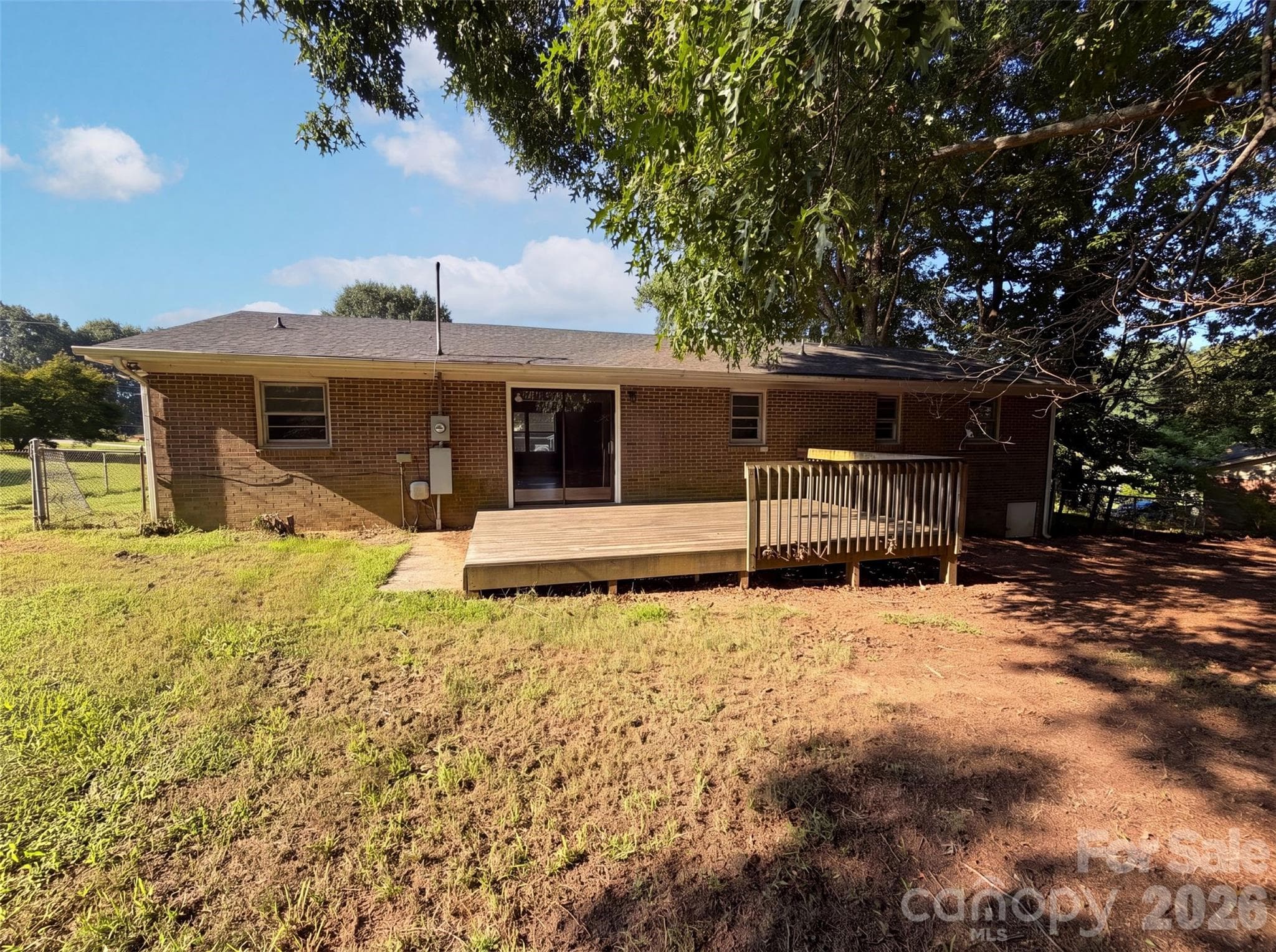 Single Family Residence at 120 Riley Road, Dallas, photo 5 of 16