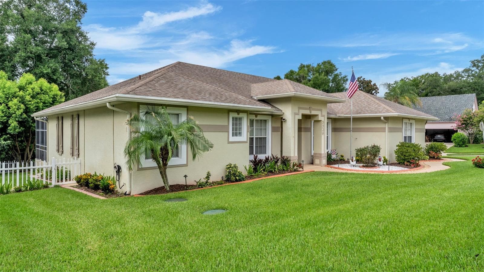 Single Family Residence at 5539 BLOOMFIELD BLVD, LAKELAND, photo 7 of 71