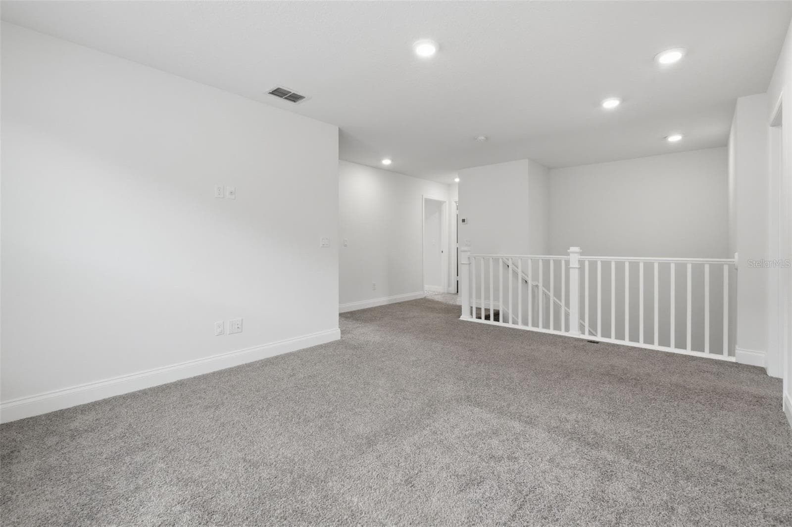 Single Family Residence at 9535 JUNIPER MOSS CIR, ORLANDO, photo 11 of 35