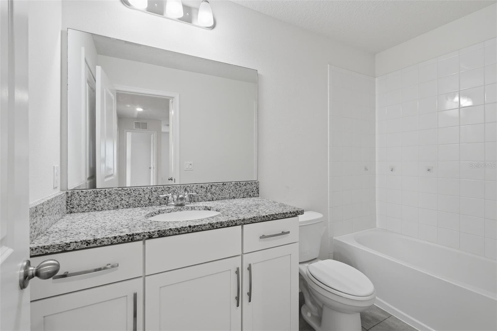 Single Family Residence at 9535 JUNIPER MOSS CIR, ORLANDO, photo 21 of 35