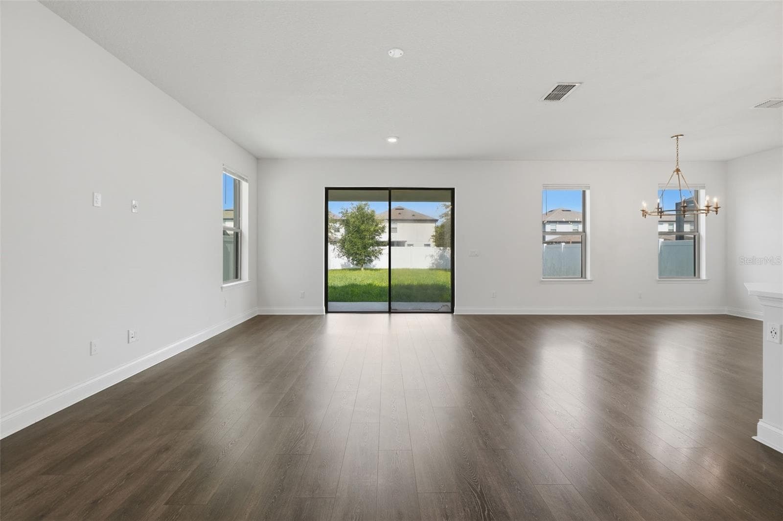 Single Family Residence at 9535 JUNIPER MOSS CIR, ORLANDO, photo 27 of 35