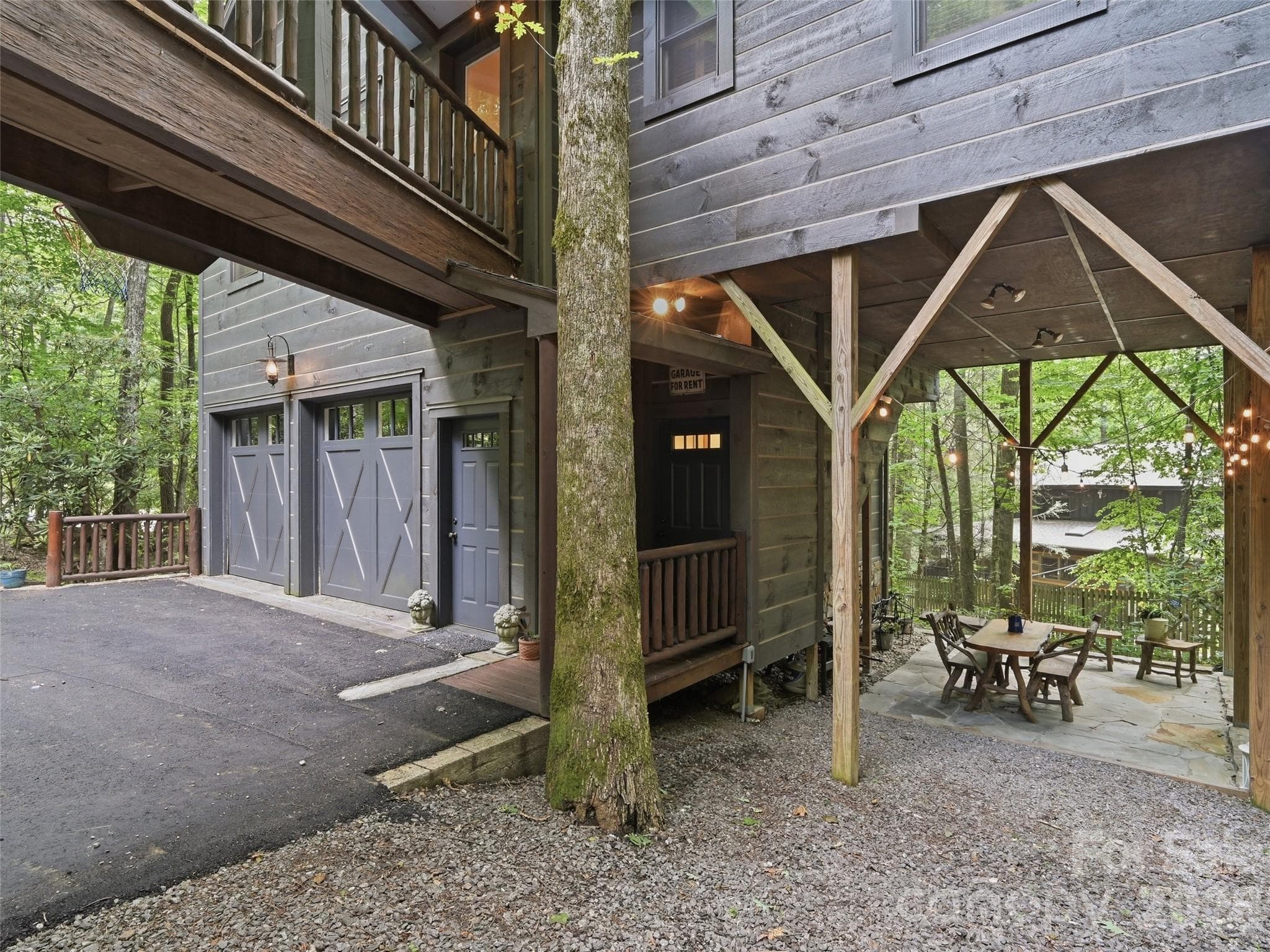 Single Family Residence at 6 Laurel Branch Drive, Black Mountain, photo 11 of 48