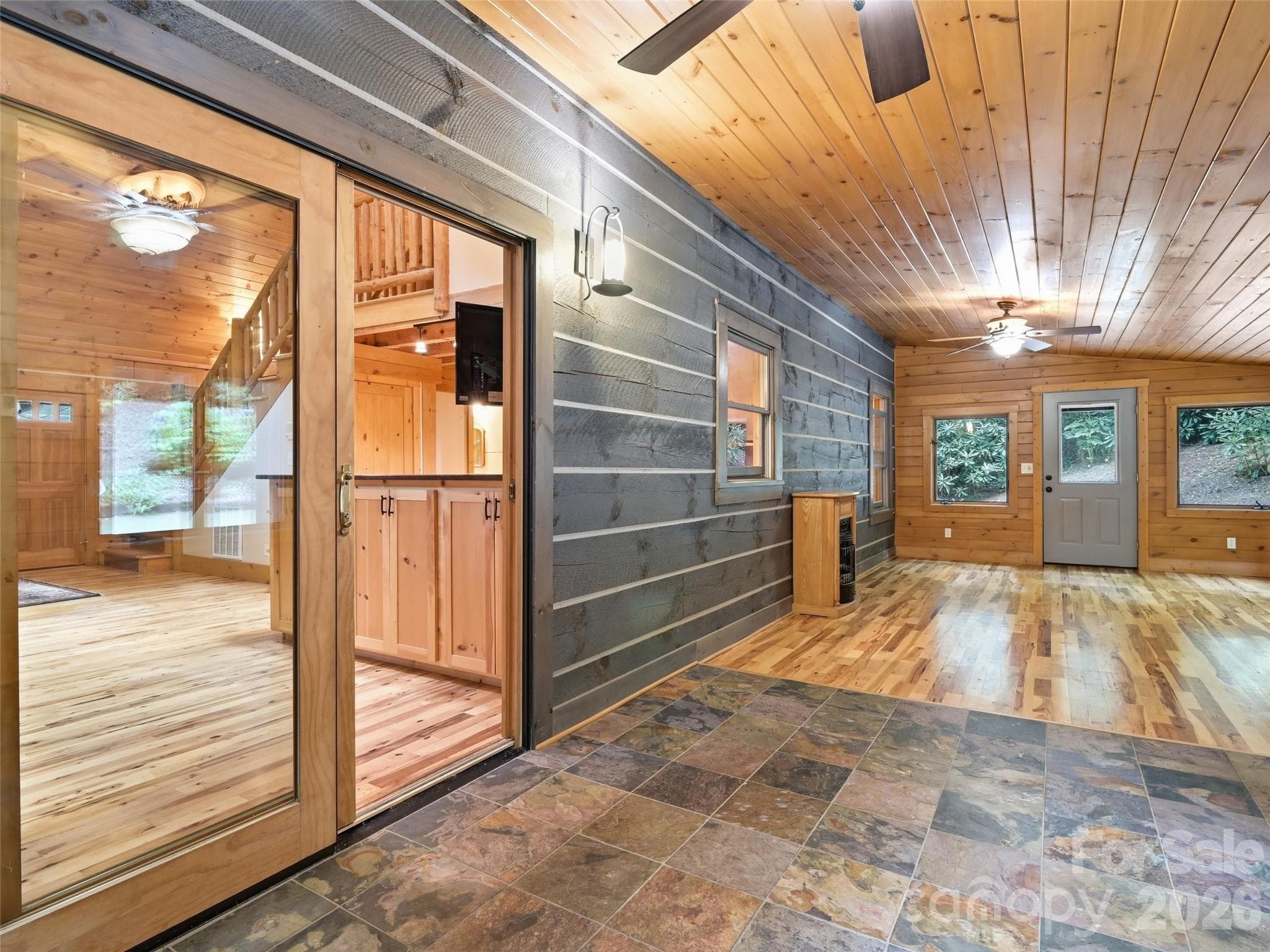 Single Family Residence at 6 Laurel Branch Drive, Black Mountain, photo 22 of 48