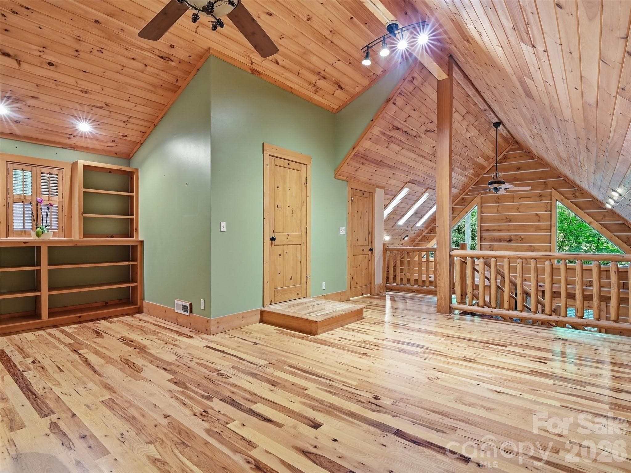Single Family Residence at 6 Laurel Branch Drive, Black Mountain, photo 25 of 48