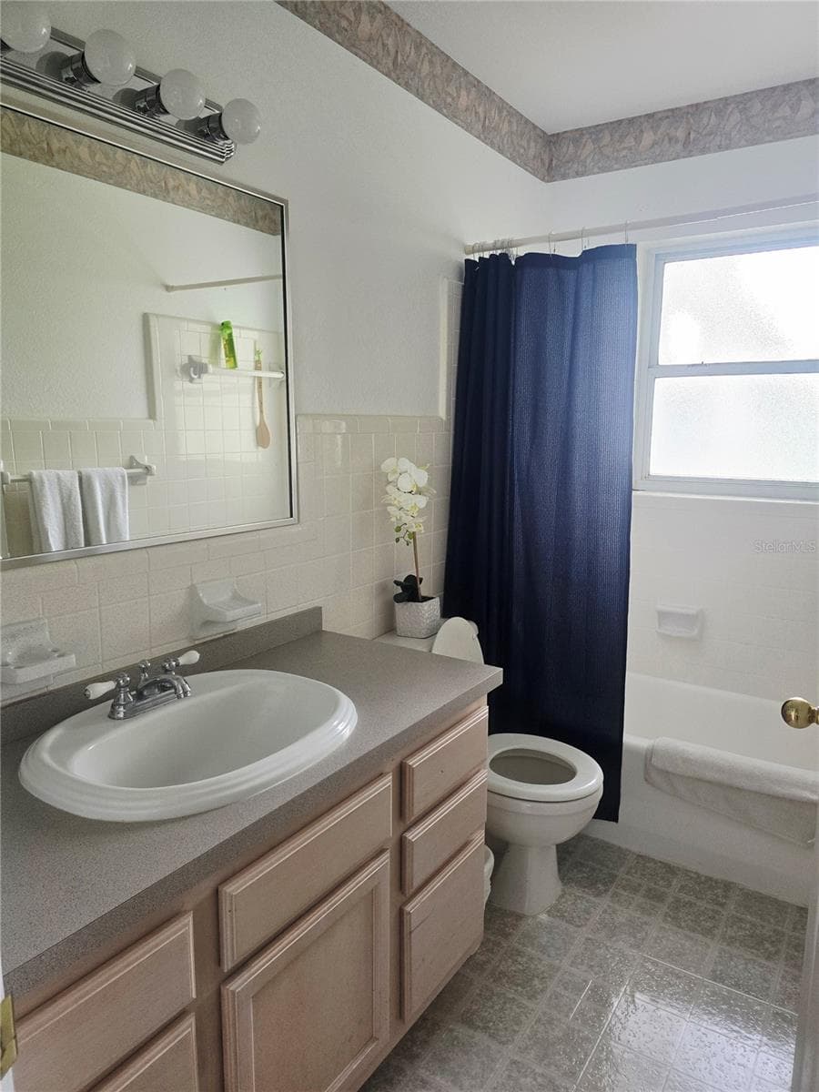 Single Family Residence at 205 N MISSOURI AVE, CLEARWATER, photo 19 of 27