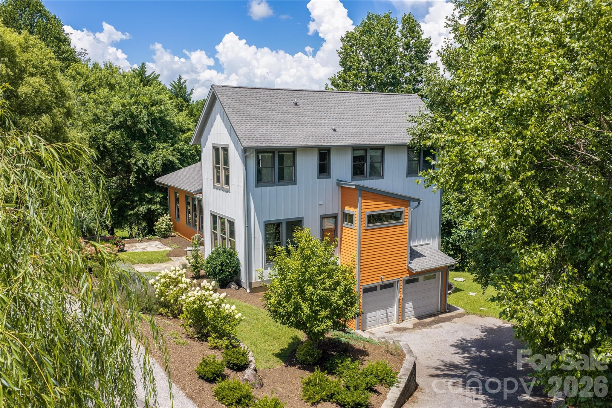 Single Family Residence at 31 Grey River Run, Woodfin, photo 6 of 43
