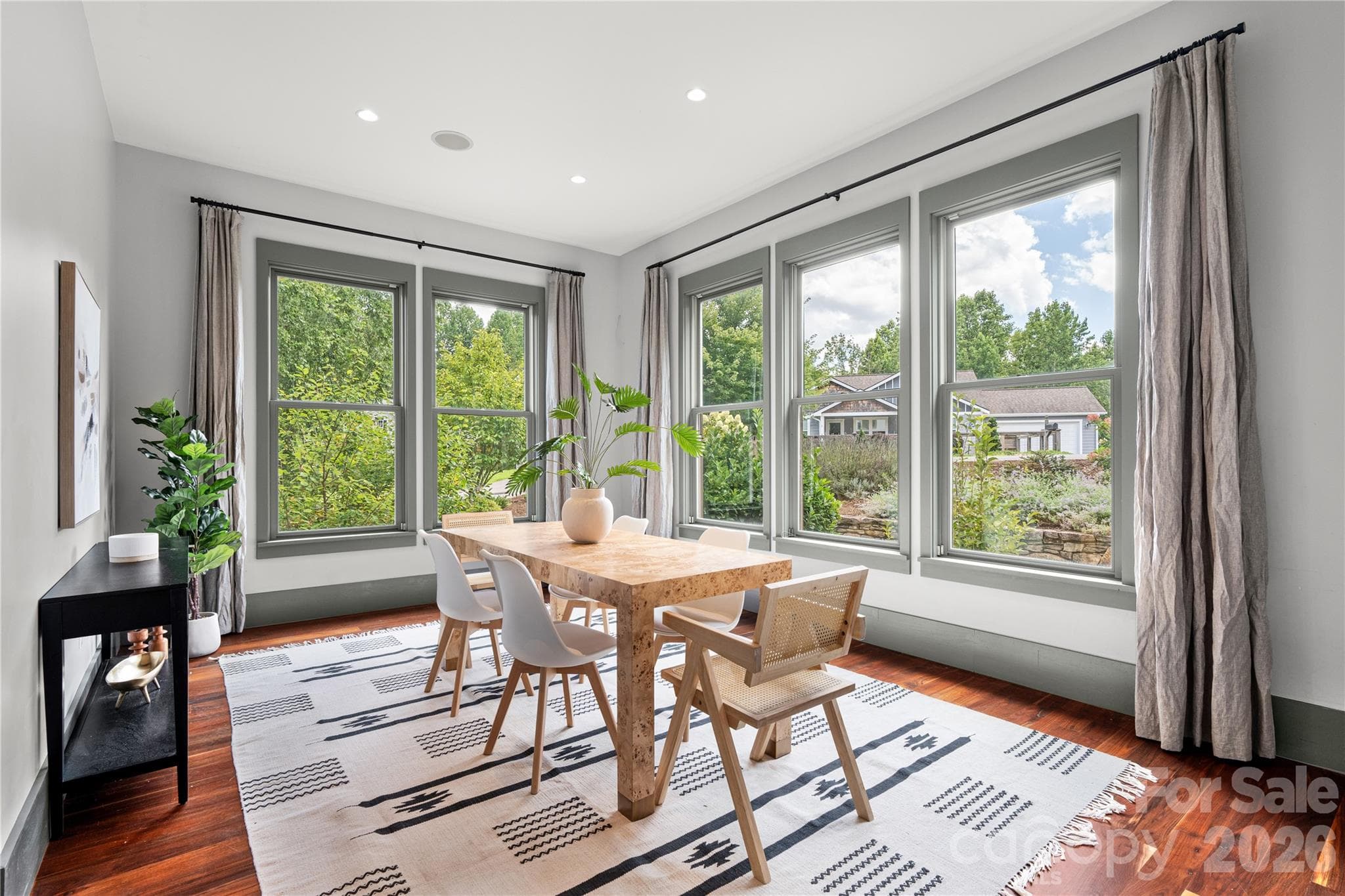 Dining area - 31 Grey River Run, Woodfin