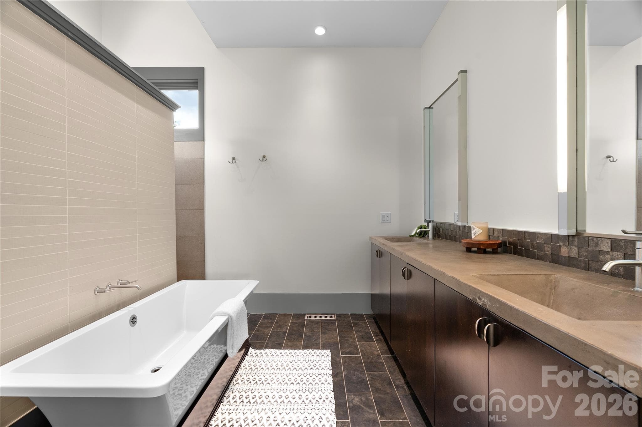 Primary suite bathroom - 31 Grey River Run, Woodfin