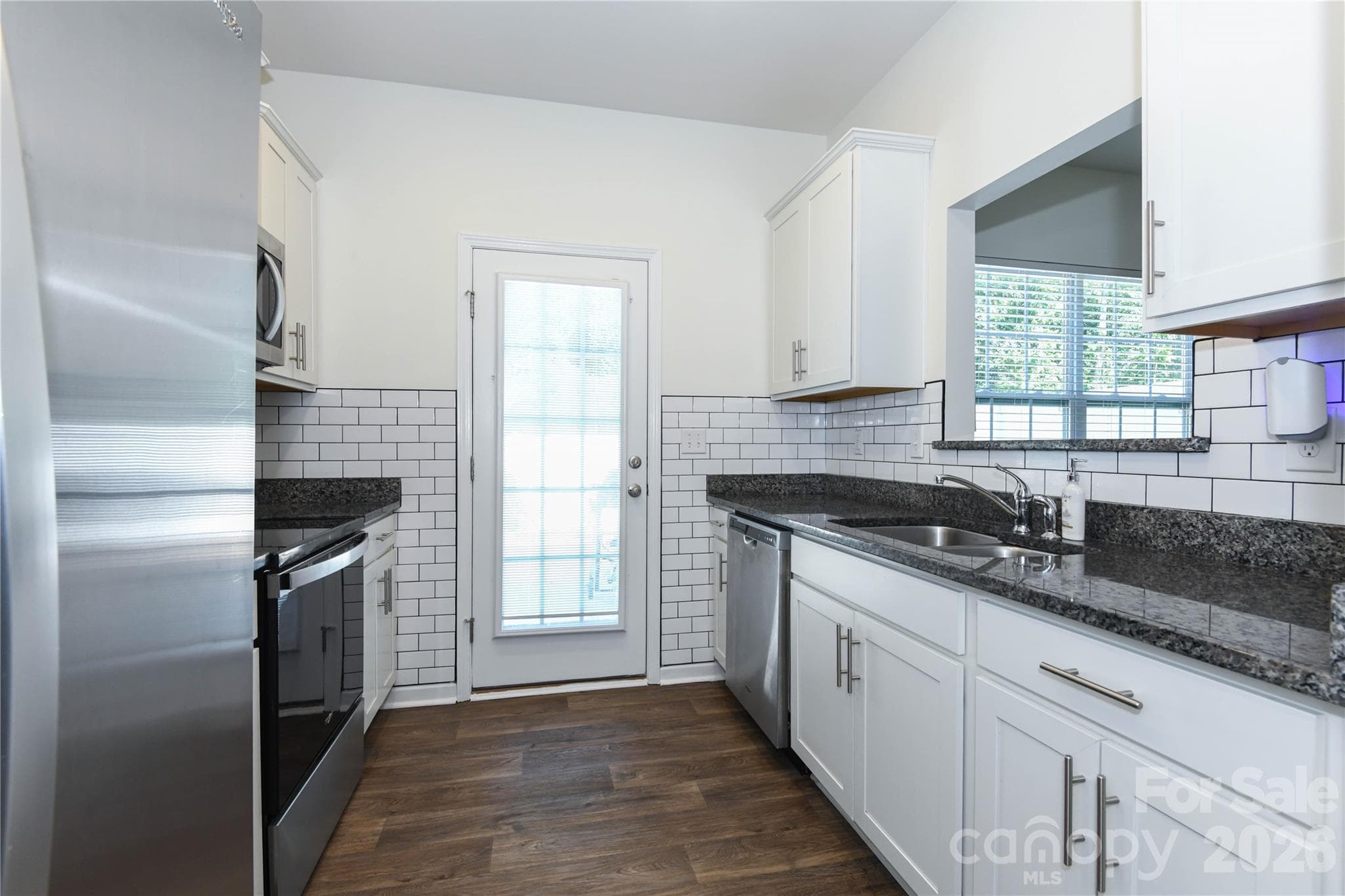 Townhouse at 6005 Guildford Hill Lane, Charlotte, photo 13 of 25