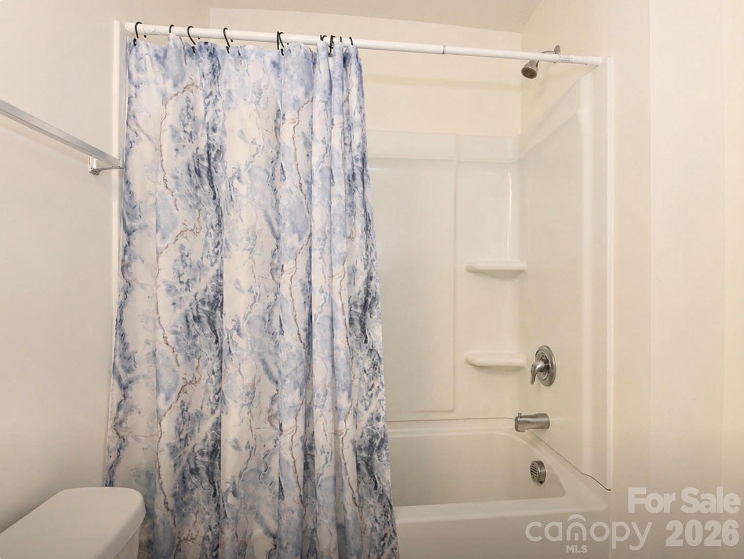 Townhouse at 6005 Guildford Hill Lane, Charlotte, photo 17 of 25