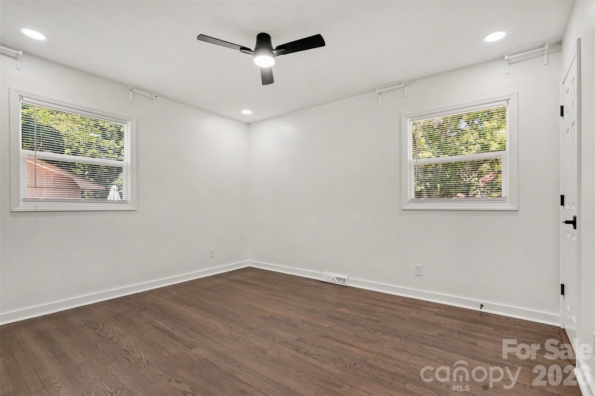 Single Family Residence at 4219 Tipperary Place, Charlotte, photo 20 of 35