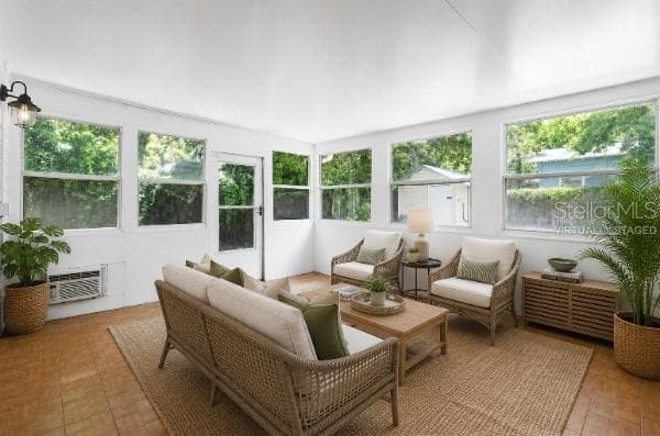 Virtually Staged - 6726 N 11TH ST, TAMPA