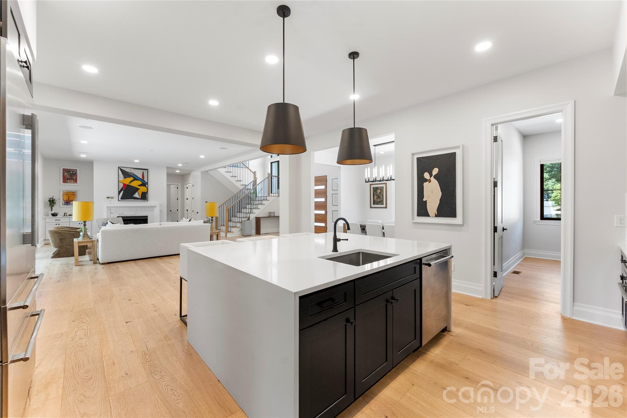 Single Family Residence at 1550 Coventry Road, Charlotte, photo 10 of 45