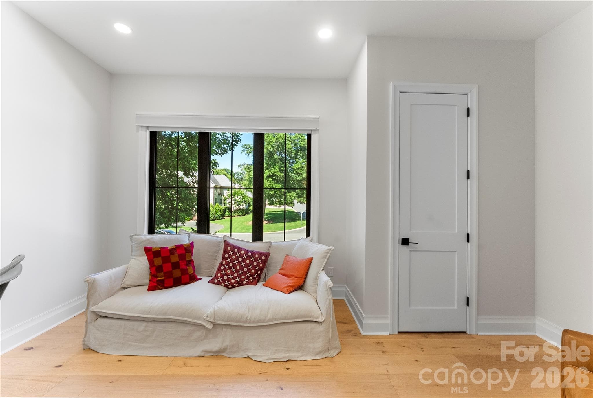 Single Family Residence at 1550 Coventry Road, Charlotte, photo 23 of 45