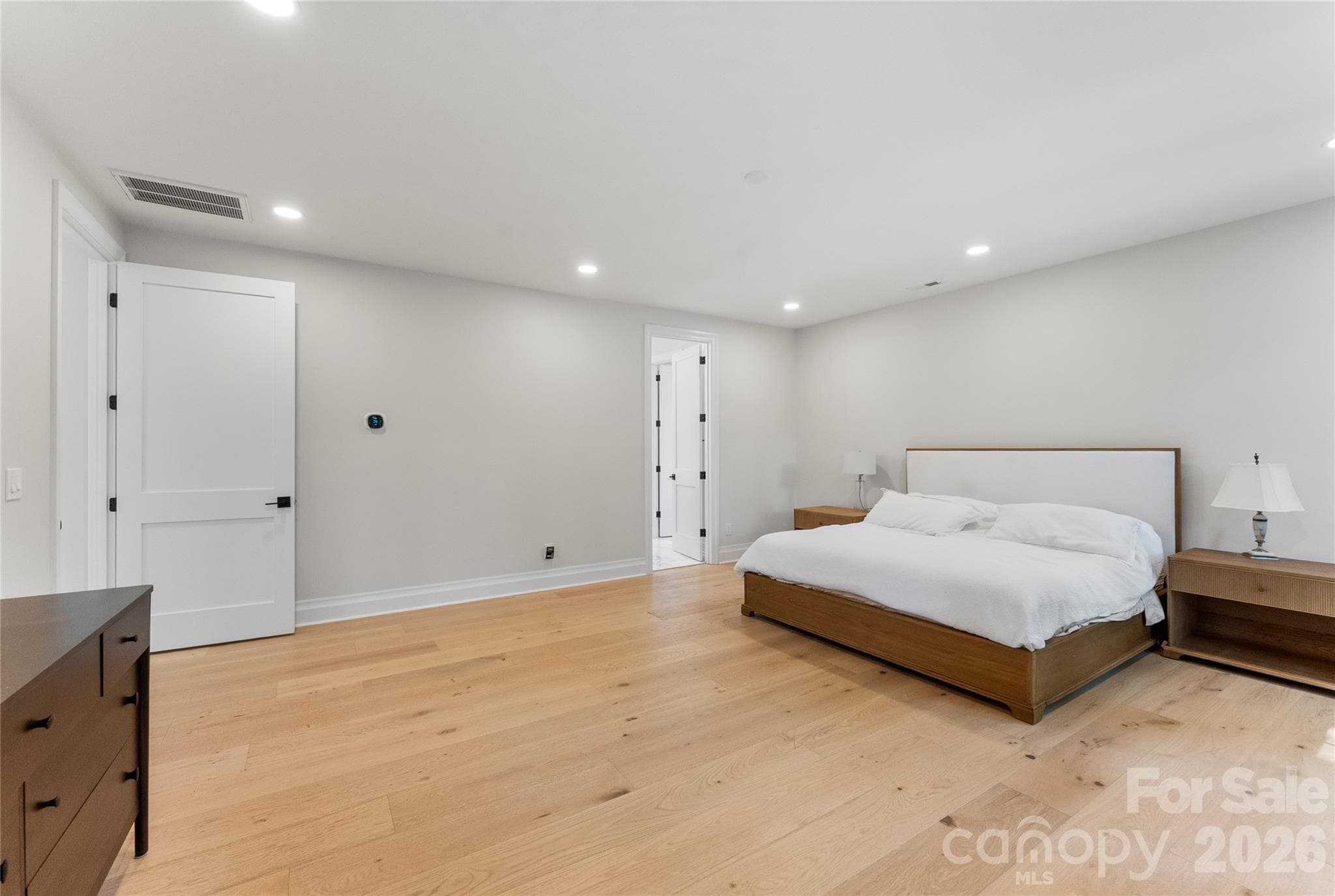 Single Family Residence at 1550 Coventry Road, Charlotte, photo 27 of 45