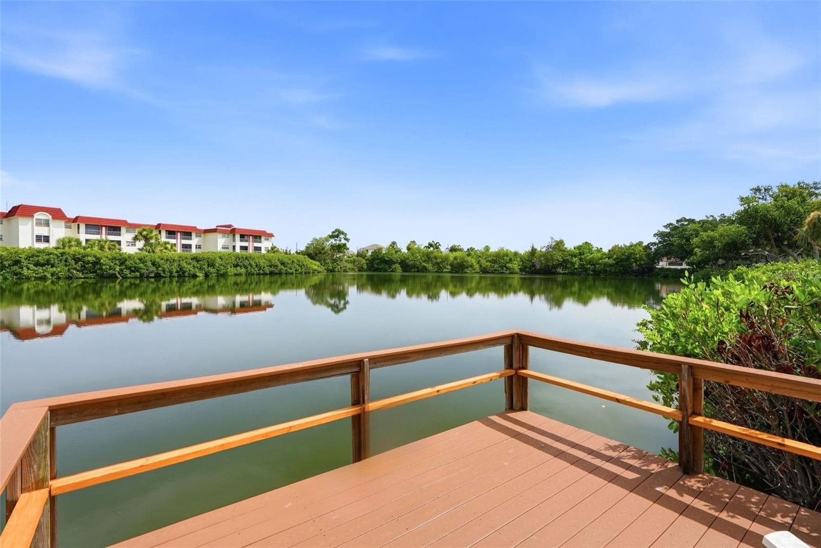 Condominium at 4570 OVERLOOK DR NE #175, ST PETERSBURG, photo 9 of 44