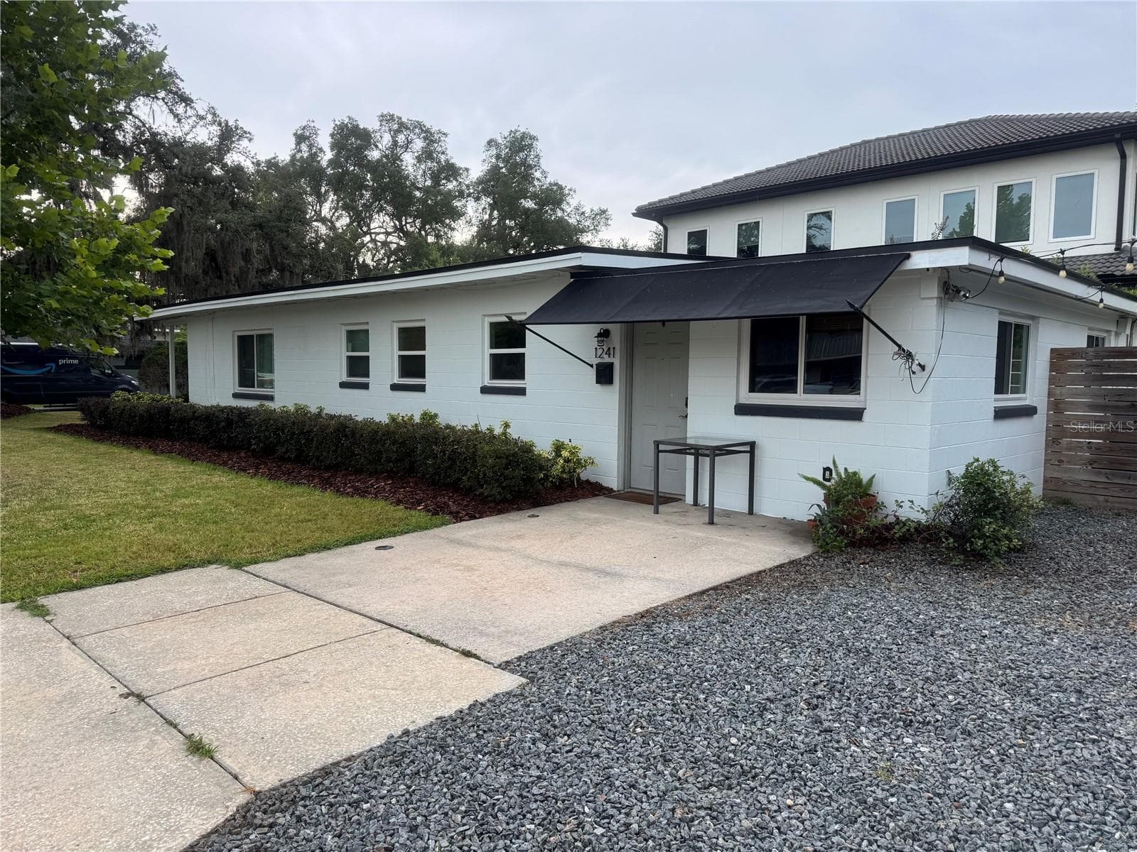 901 HARMON AVE