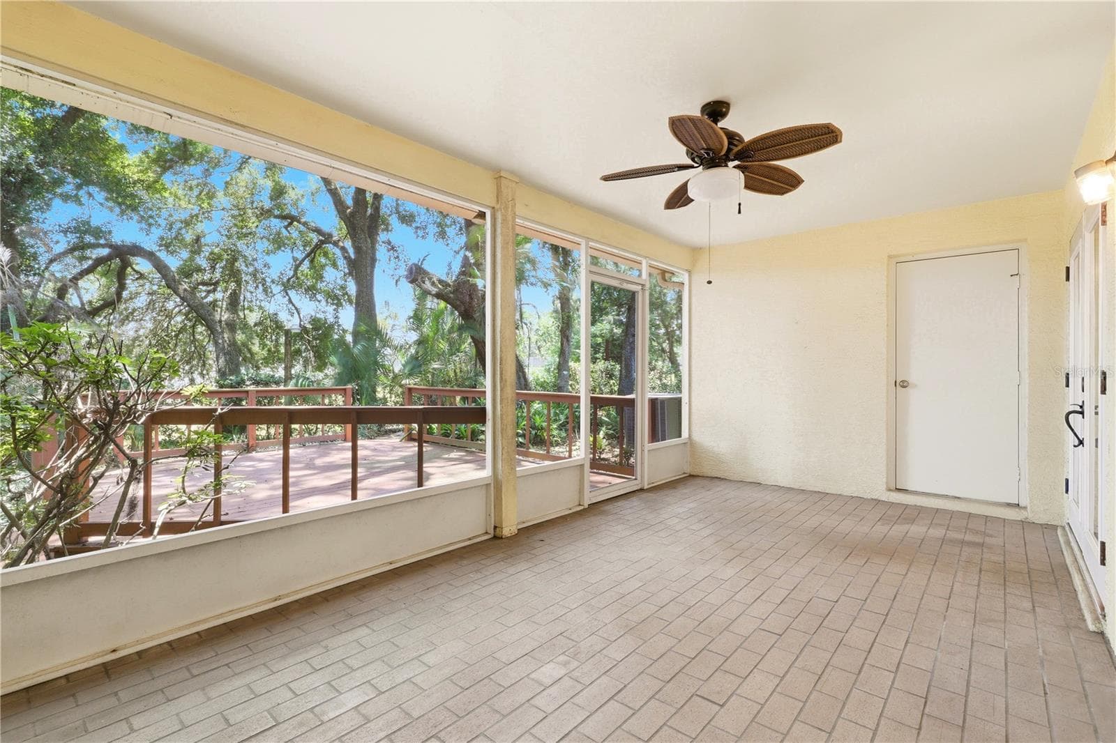Lanai - 1320 SASSAFRAS AVE, ALTAMONTE SPRINGS