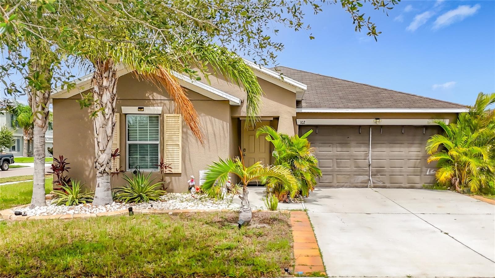 102 CASCADE BEND DR
