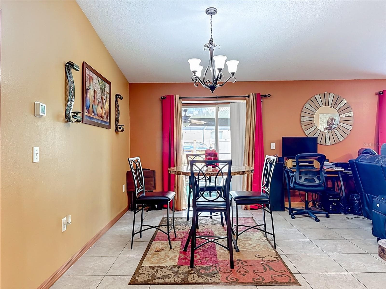 Single Family Residence at 102 CASCADE BEND DR, RUSKIN, photo 9 of 14