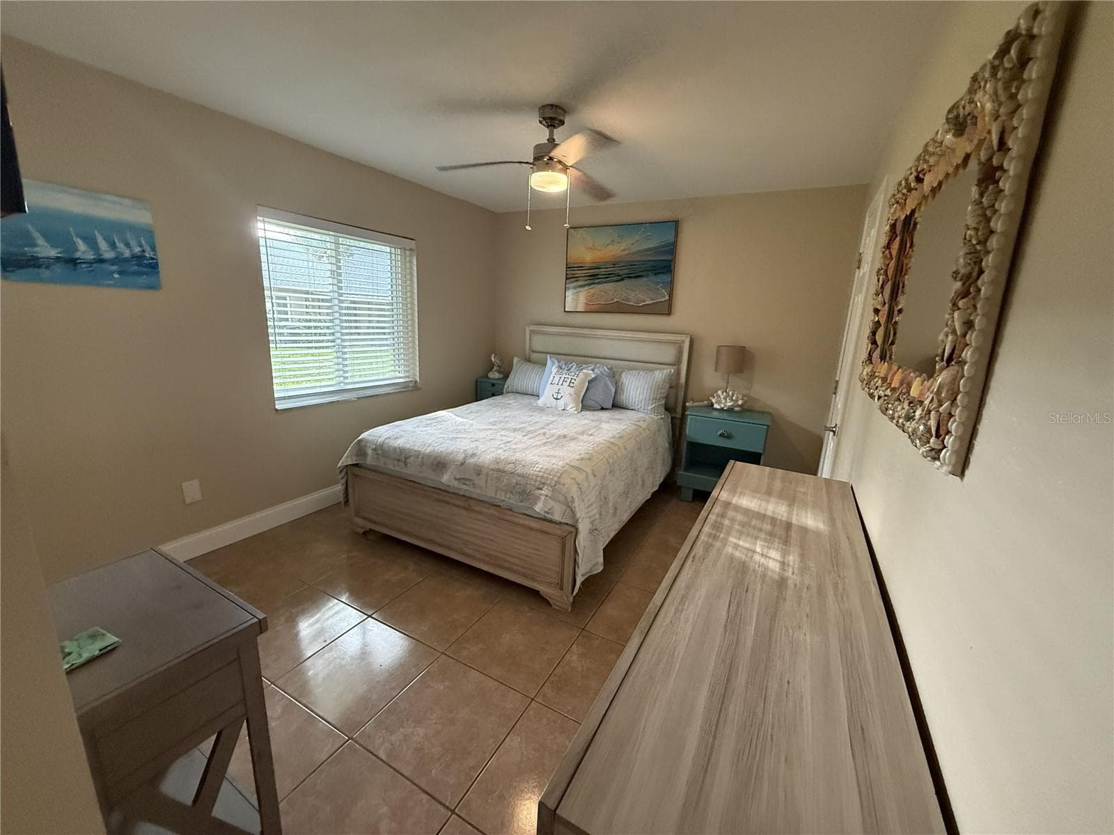 Condominium at 4215 E BAY DR #1702B, CLEARWATER, photo 14 of 31