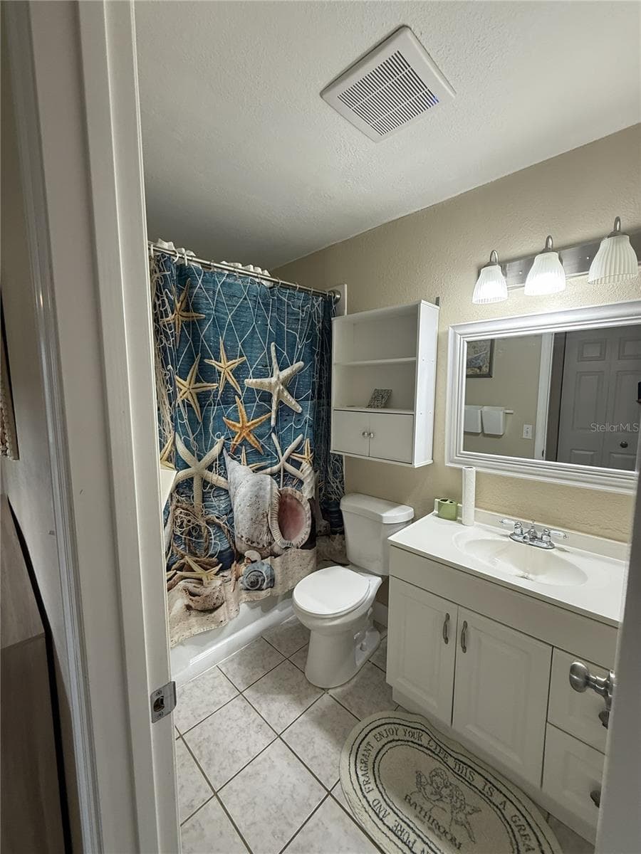 Condominium at 4215 E BAY DR #1702B, CLEARWATER, photo 20 of 31