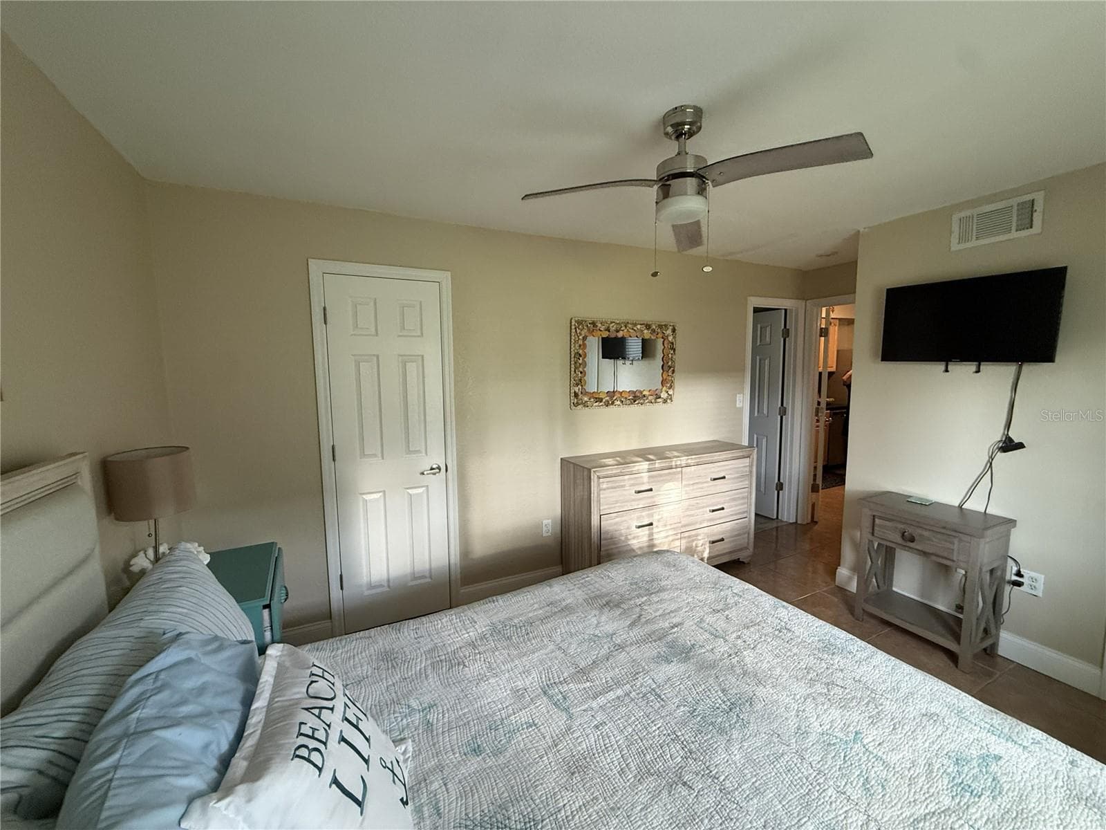 Condominium at 4215 E BAY DR #1702B, CLEARWATER, photo 26 of 31