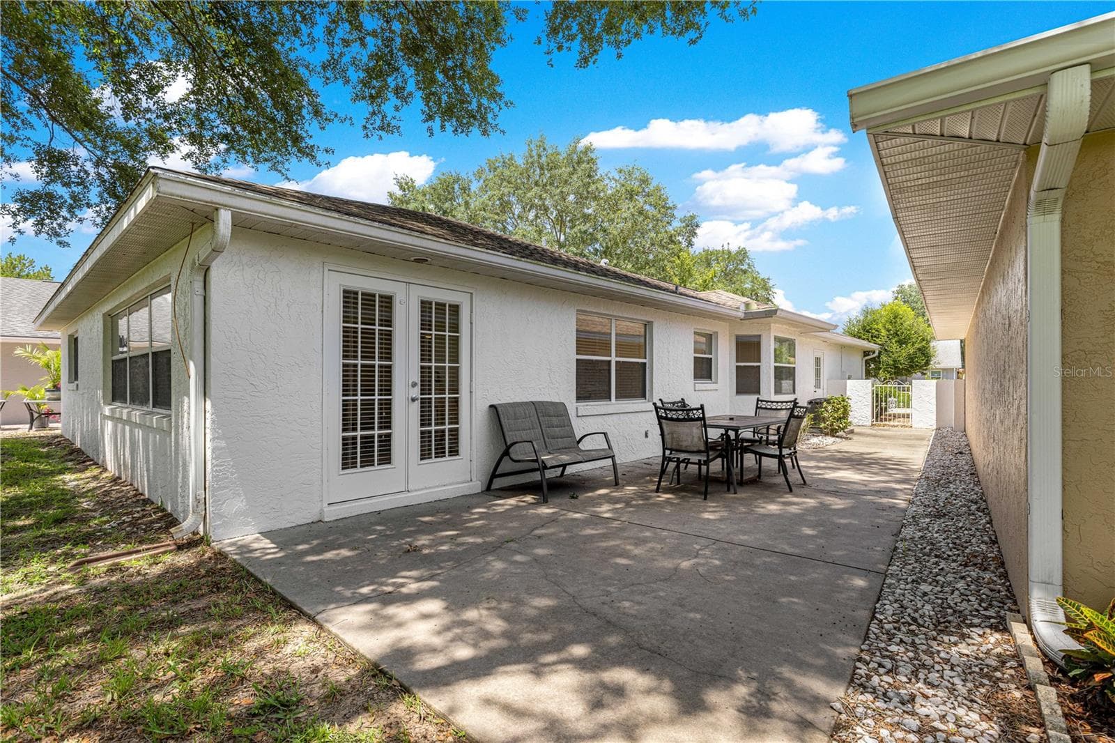 Courtyard patio - 9037 SW 91ST CIR, OCALA