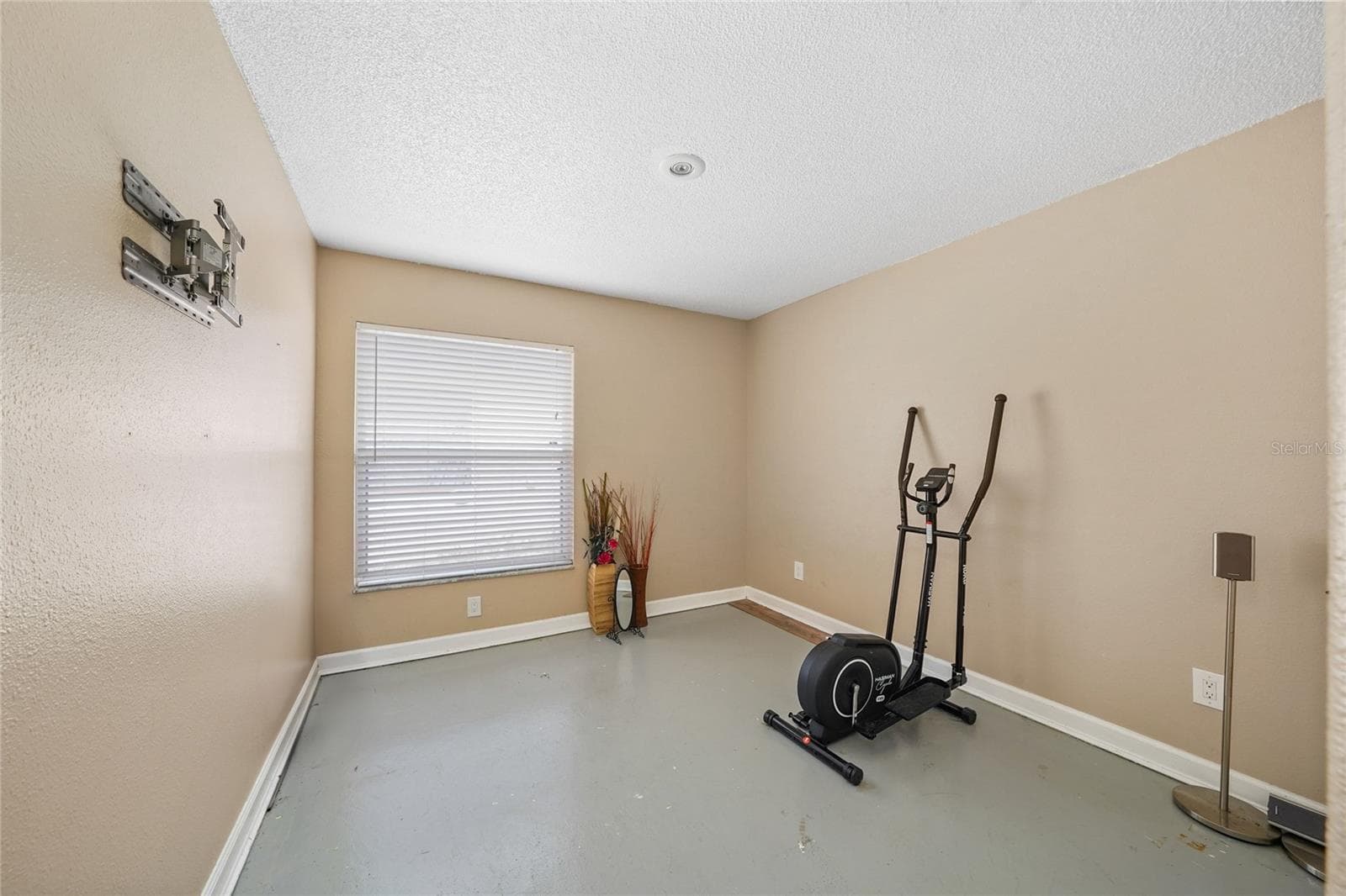 Single Family Residence at 16404 COOPERS HAWK AVE, CLERMONT, photo 27 of 50