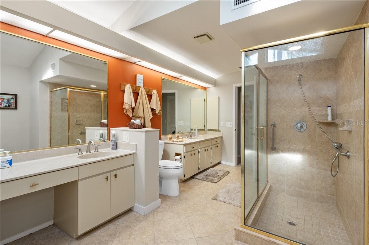 Single Family Residence at 5438 DOMINICA CIR, SARASOTA, photo 13 of 28