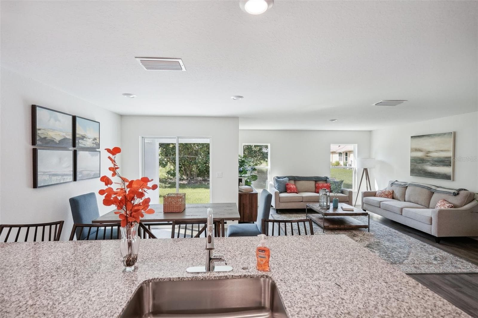Single Family Residence at 817 GREEN LEAF RD, AVON PARK, photo 21 of 51