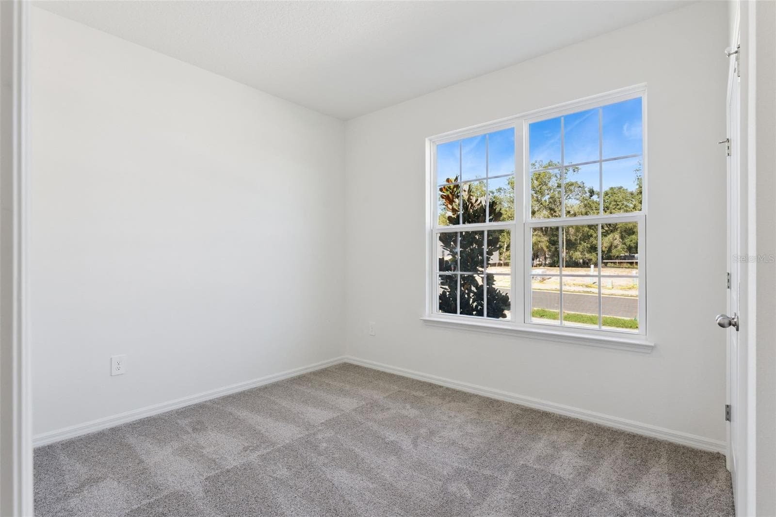 Single Family Residence at 4275 DARBY CT, EUSTIS, photo 6 of 17