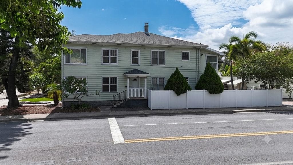 Single Family Residence at 400 20TH ST N, ST PETERSBURG, photo 74 of 77