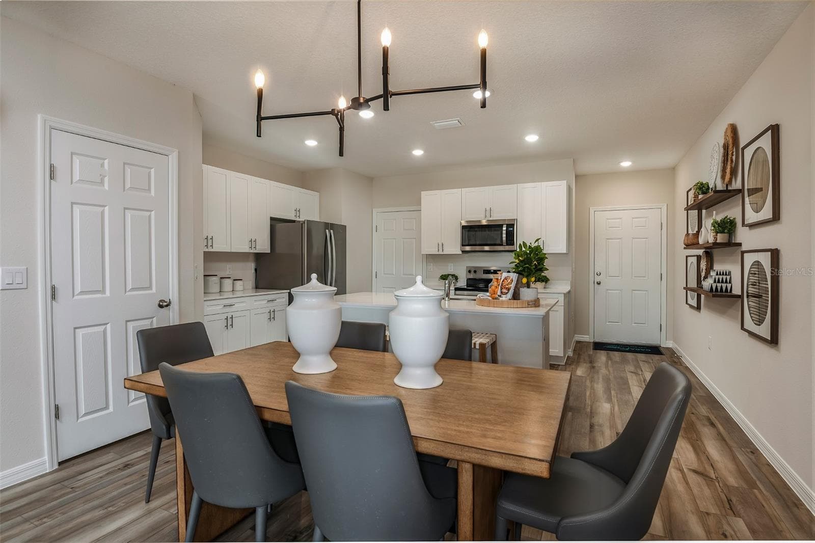 Single Family Residence at 9880 PELICAN COAST DR, DADE CITY, photo 13 of 26